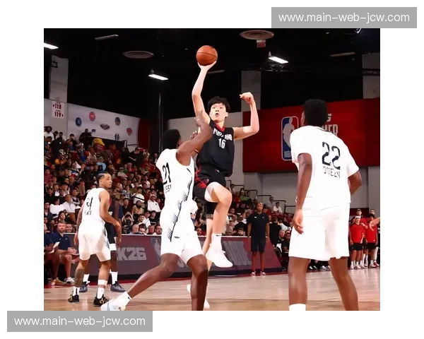 库明加20分7篮板表现中规中矩 开拓者整体防守漏洞频现 库明加20分7篮板表现中规中矩 开拓者整体防守漏洞频现