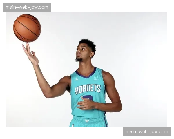 黄蜂防守效率跃居联盟第五 双中锋体系切换带来防守弹性提升